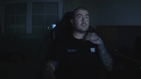 Snapshot of berto3389 chatting on December 1, 8:47 pm berto3389 online show from December 1, 8:47 pm