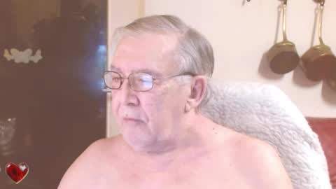 Snapshot of best127 chatting on February 17, 9:30 pm jean online show from February 17, 9:30 pm