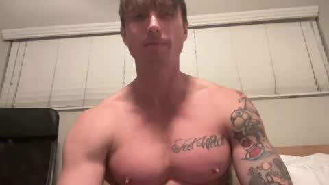 Snapshot of bestcoast35 chatting on December 30, 1:37 am Bestcoast3579 online show from December 30, 1:37 am