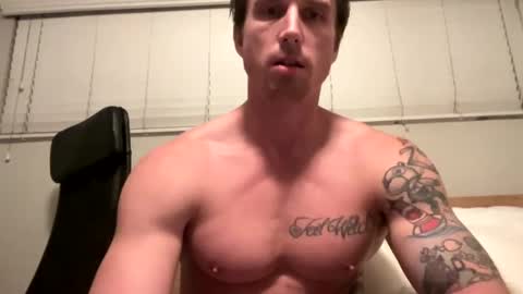 Snapshot of bestcoast35 chatting on February 9, 2:38 am Bestcoast3579 online show from February 9, 2:38 am