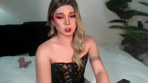 bestgirljulia online show from December 17, 5:52 pm
