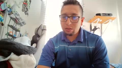 Snapshot of bestia_bella_sex chatting on February 4, 8:25 pm Rugal y angel online show from February 4, 8:25 pm