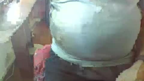 Snapshot of bestmann979994 chatting on April 23, 12:15 pm bestmann979994 online show from April 23, 12:15 pm