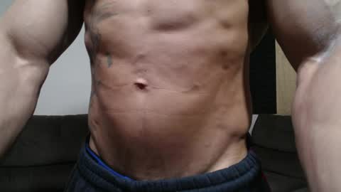 Snapshot of bestmuscle chatting on June 2, 10:01 pm bestmuscle online show from June 2, 10:01 pm