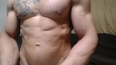 Snapshot of bestmuscle chatting on June 5, 10:15 pm bestmuscle online show from June 5, 10:15 pm