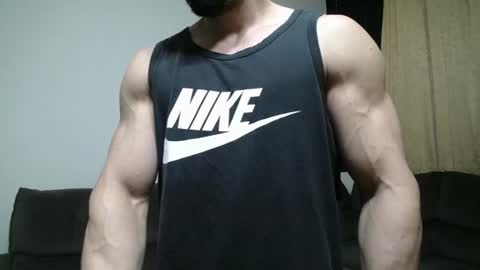 Snapshot of bestmuscle chatting on July 11, 10:33 pm bestmuscle online show from July 11, 10:33 pm