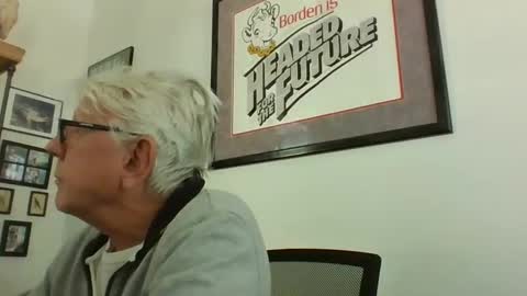 bestshot1951 online show from January 14, 3:57 pm