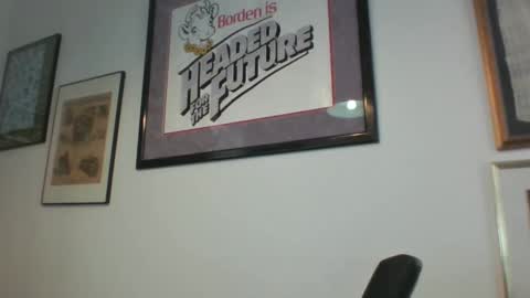 Snapshot of bestshot1951 chatting on February 20, 3:12 pm bestshot1951 online show from February 20, 3:12 pm