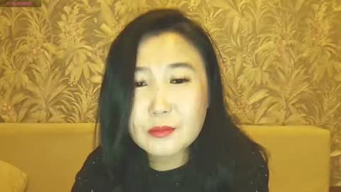 Snapshot of bet_lu chatting on July 16, 9:10 pm Bet Lu online show from July 16, 9:10 pm