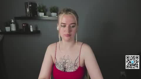 Snapshot of betany_fokss chatting on June 29, 9:37 am Bella Schedule GMT2 Mon Tue Wed Thu Fri Sat Sun 8 am from 2pm online show from June 29, 9:37 am