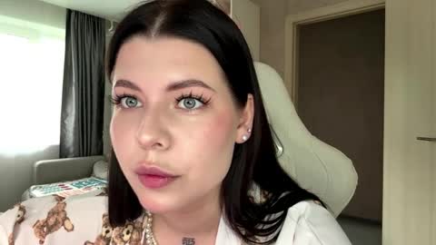 Snapshot of bethelsimensky chatting on May 24, 12:43 pm Airin online show from May 24, 12:43 pm