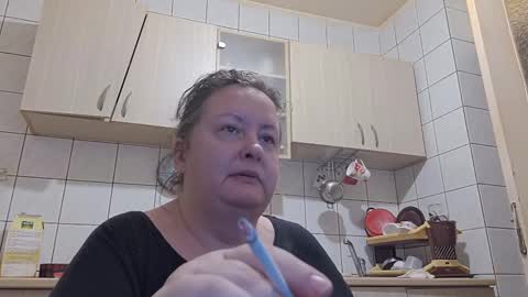 bethnorth online show from September 30, 2:05 am