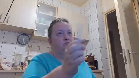 bethnorth online show from October 20, 2:23 am