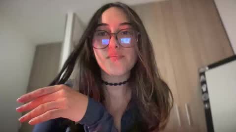 Snapshot of betsabe_butlers_ chatting on May 21, 3:24 am Automatic Espresso Coffee Maker50000tkns left online show from May 21, 3:24 am