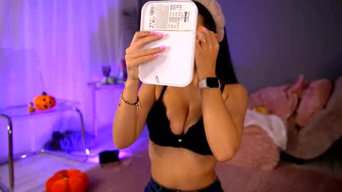 Betty online show from October 30, 5:09 am