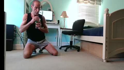 Snapshot of betterwithu2 chatting on December 2, 9:06 pm betterwithu2 online show from December 2, 9:06 pm