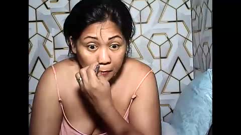 betty_83 online show from April 19, 12:00 am