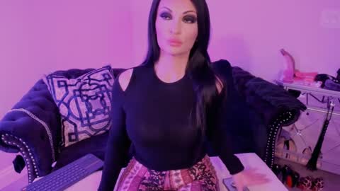 NatashaxoBangs online show from February 16, 2:31 am