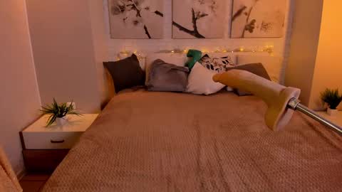 Betty online show from February 11, 9:35 pm