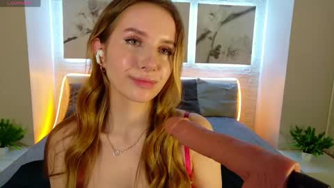 Betty online show from April 7, 9:04 pm