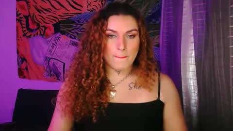 bettytaylor23 online show from February 18, 8:16 pm