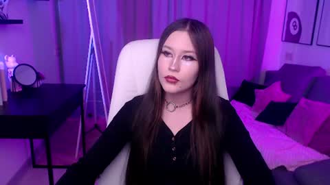 Katie online show from June 15, 7:32 am