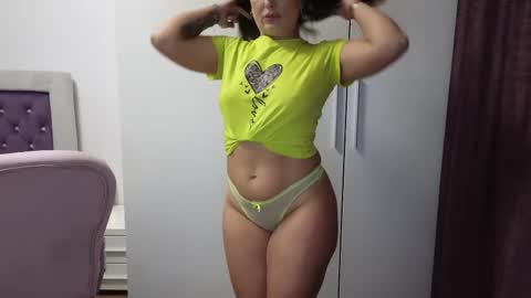   BeyonceDoll       Twitter DollBeyonce    online show from March 20, 8:35 pm