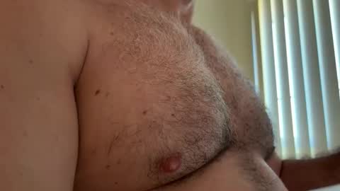 Snapshot of bfree121 chatting on March 1, 1:32 am bfree121 online show from March 1, 1:32 am