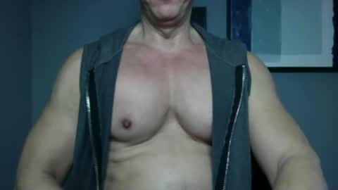 BGDKMUSCLEGUY - SELECTED BY CHATURBATE AS A TOP BROADCASTER FOR 2023 online show from December 20, 5:40 pm