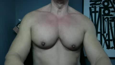 BGDKMUSCLEGUY - SELECTED BY CHATURBATE AS A TOP BROADCASTER FOR 2023 online show from April 8, 5:24 pm