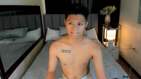 bhillrhey121103 online show from December 16, 11:48 am