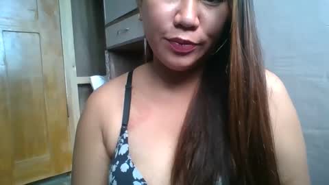 bhubbles online show from February 17, 2:08 am