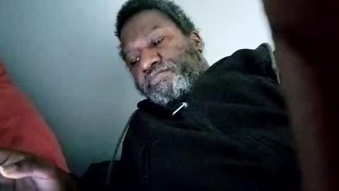 Snapshot of bi582945 chatting on February 22, 7:01 pm bi582945 online show from February 22, 7:01 pm