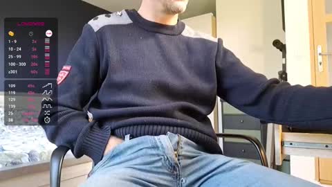 Snapshot of bi_french69 chatting on February 17, 12:38 pm My name is David and if you like public exhibitions you wont be disappointed with me LoL - My favorite vibes is 44 online show from February 17, 12:38 pm