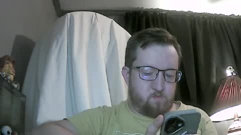 Snapshot of bi_guy_1993 chatting on July 1, 3:08 am bi_guy_1993 online show from July 1, 3:08 am