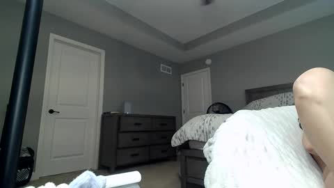 Bi sexualmilf Fansly  online show from December 16, 5:22 pm