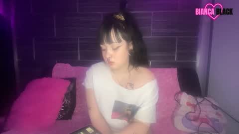 Snapshot of biablack chatting on January 5, 3:53 am Bianca Black online show from January 5, 3:53 am