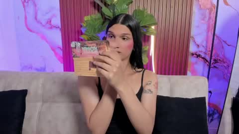 Snapshot of bianca_baldwin01 chatting on May 9, 9:20 pm bianca_baldwin01 online show from May 9, 9:20 pm