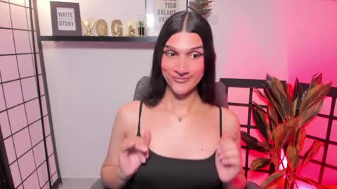 Snapshot of bianca_baldwin01 chatting on June 5, 10:04 pm bianca_baldwin01 online show from June 5, 10:04 pm