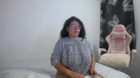 Bianca Tuesday to Sunday from 2am to 6am UTC-5 online show from March 5, 9:27 am