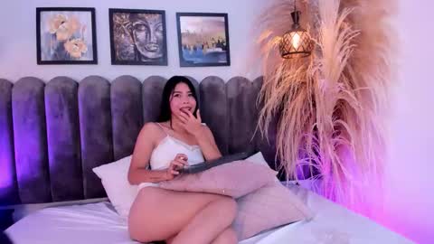 Snapshot of bianca_monroe_ chatting on February 20, 2:28 pm Bianca online show from February 20, 2:28 pm