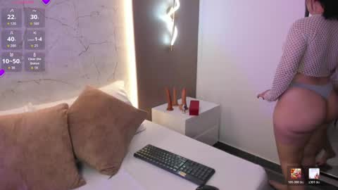 Snapshot of bianca_pearl11 chatting on May 22, 8:03 pm B I A N C A online show from May 22, 8:03 pm
