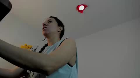 Snapshot of biancamirage1 chatting on March 13, 1:18 pm Bianca Mirage online show from March 13, 1:18 pm