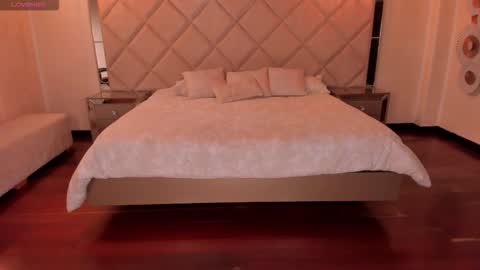 Bianca Pierce online show from February 2, 11:53 am