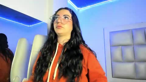 Snapshot of bibiana_js_ chatting on February 3, 4:10 am bibiana_js_ online show from February 3, 4:10 am