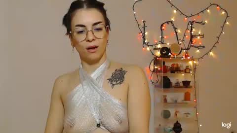 innasugarwild online show from January 11, 6:24 pm