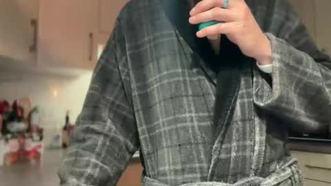 bidaddy83 online show from April 8, 1:27 am