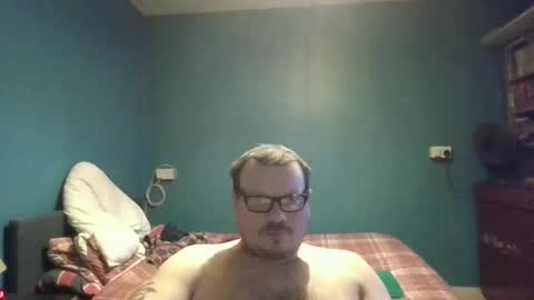 Snapshot of bidan1986 chatting on February 27, 6:53 pm bigdan1986 online show from February 27, 6:53 pm