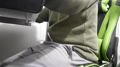 Snapshot of big_balls_big_load chatting on September 16, 1:01 pm big_balls_big_load online show from September 16, 1:01 pm