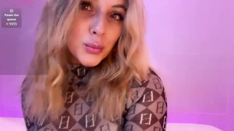 Snapshot of big_clit71 chatting on June 28, 6:52 am angela online show from June 28, 6:52 am